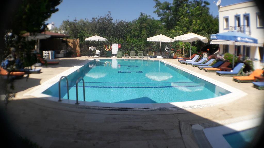 Paradise Garden Gumusluk Evleri Aparthotel Exterior photo