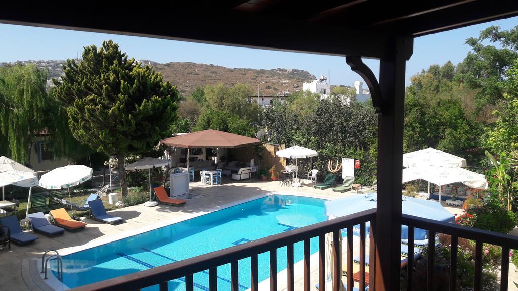 Paradise Garden Gumusluk Evleri Aparthotel Room photo